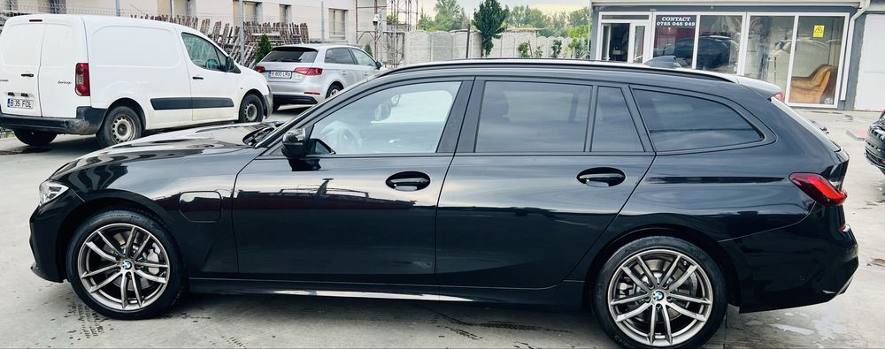 BMW 330e 2022 G21 292cp in garantie !