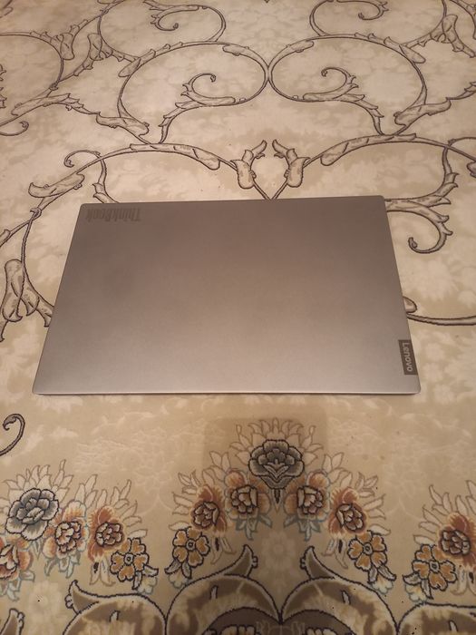 Ноутбук Lenovo Thinkpad i3 10gen 8GB в идеальном состоянии