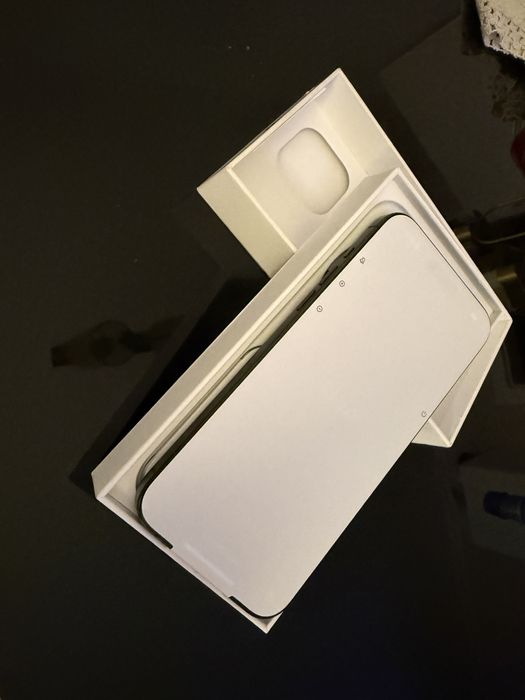 Vand iphone 15 pro max 256 Blacktitanium