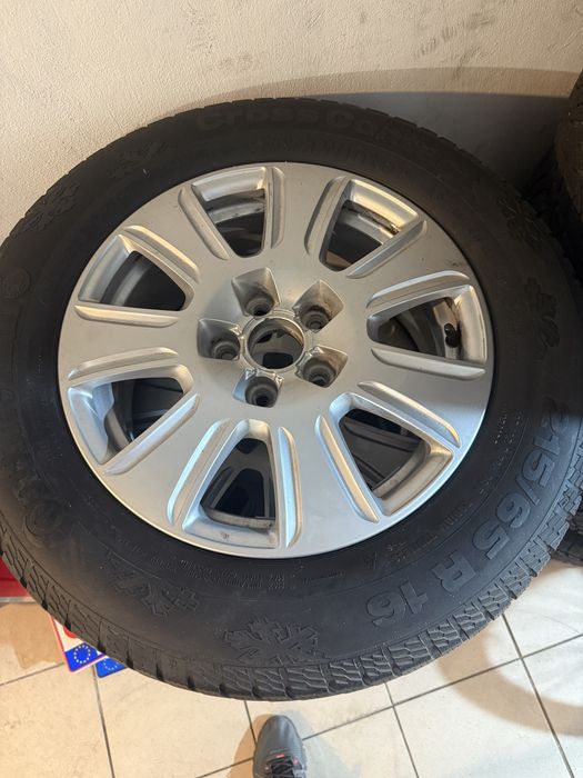 Jante si cauciucuri Pt Audi Q3  215/65R16