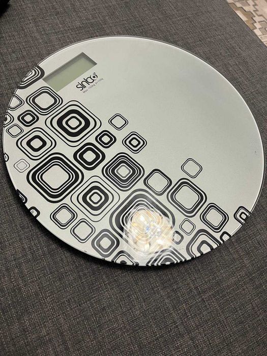 Весы электронные на батарейках