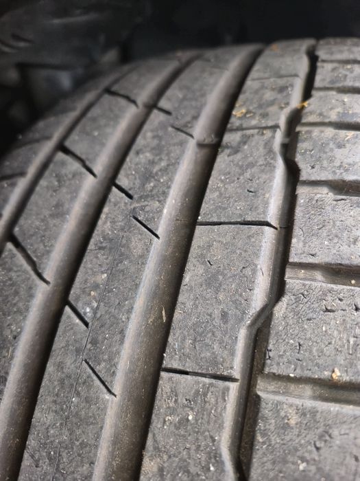 235x45x18 98y Hankook vara