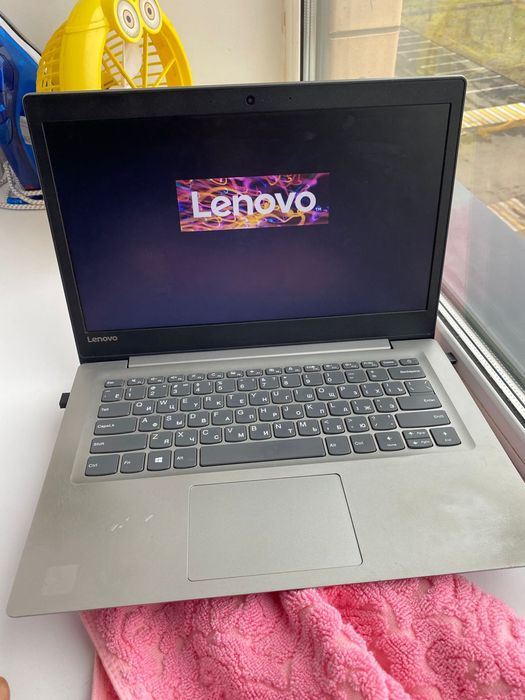 Ноутбук Lenovo обмен на ps4 или телефон все работает