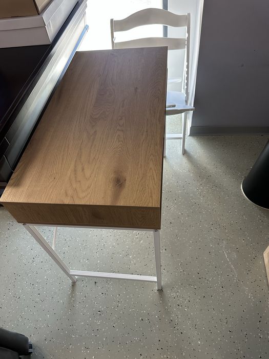 Doua birouri la pret de unul