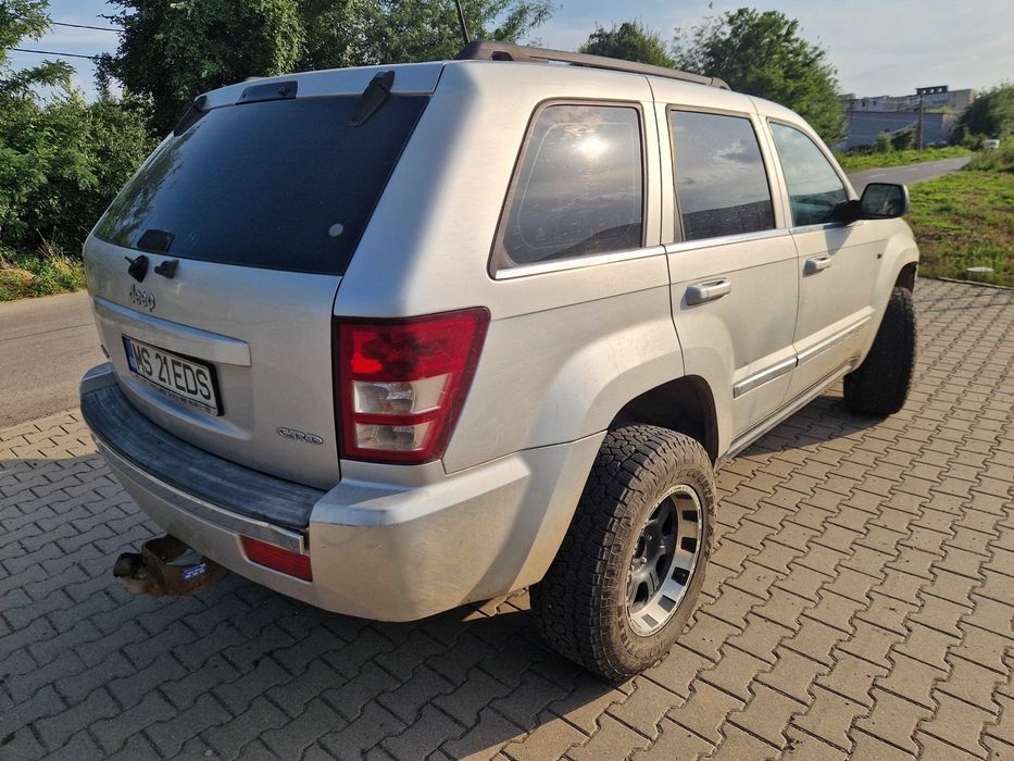 Jeep Grand Cherokee WK - autoutilitara N1 (4 locuri)