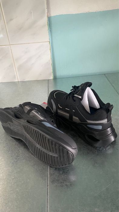 Кроссовки  защитные для работы