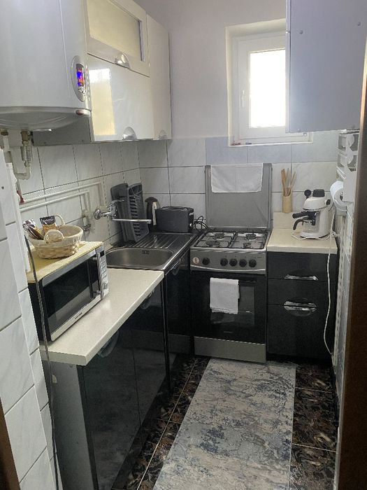 Apartament complet utilat  2 camere + 2 garaje