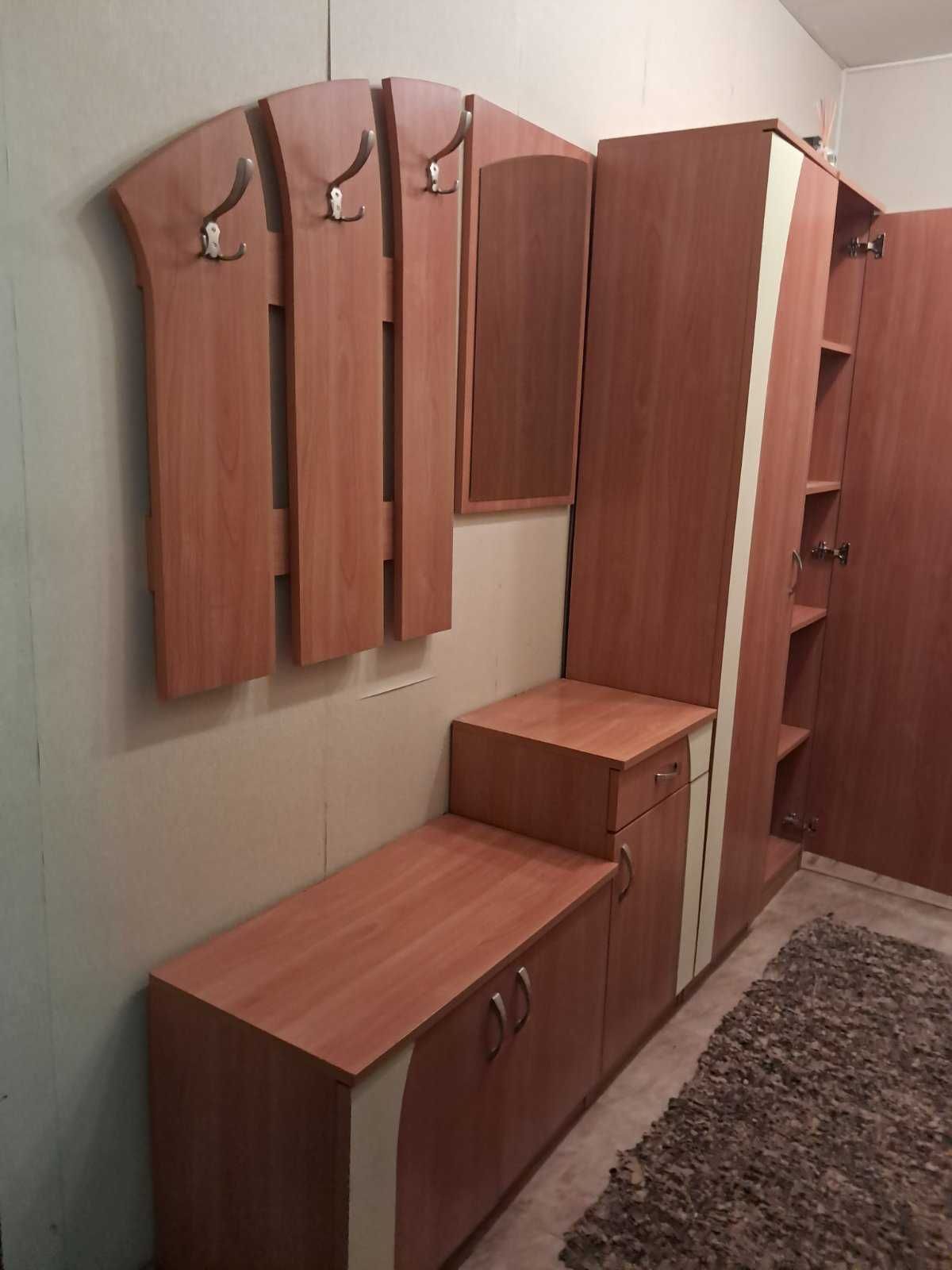 Обзавеждане за антре