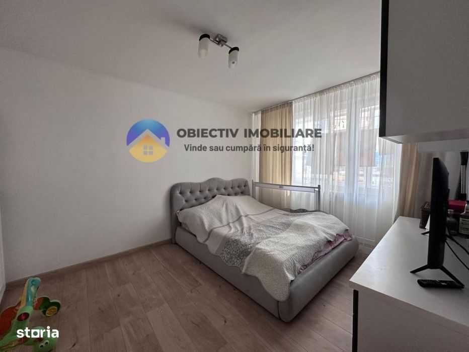 Apartament  2 camere + mansarda  zona Precista