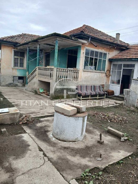 Едноетажна къща в Ръжево Конаре