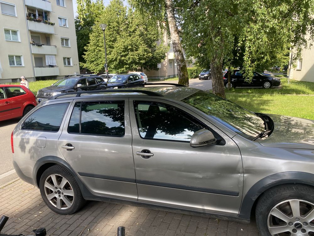 Skoda Octavia Scout 2011