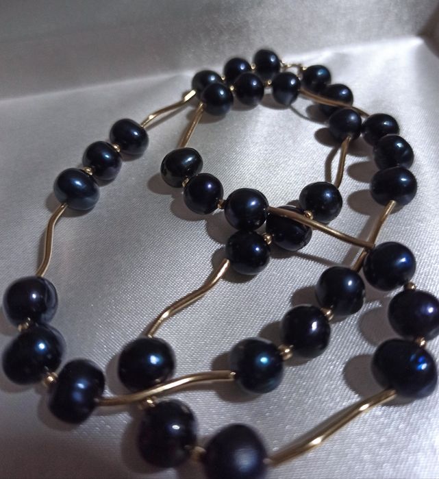 Жемчуг, колье-ожерелье в золоте.