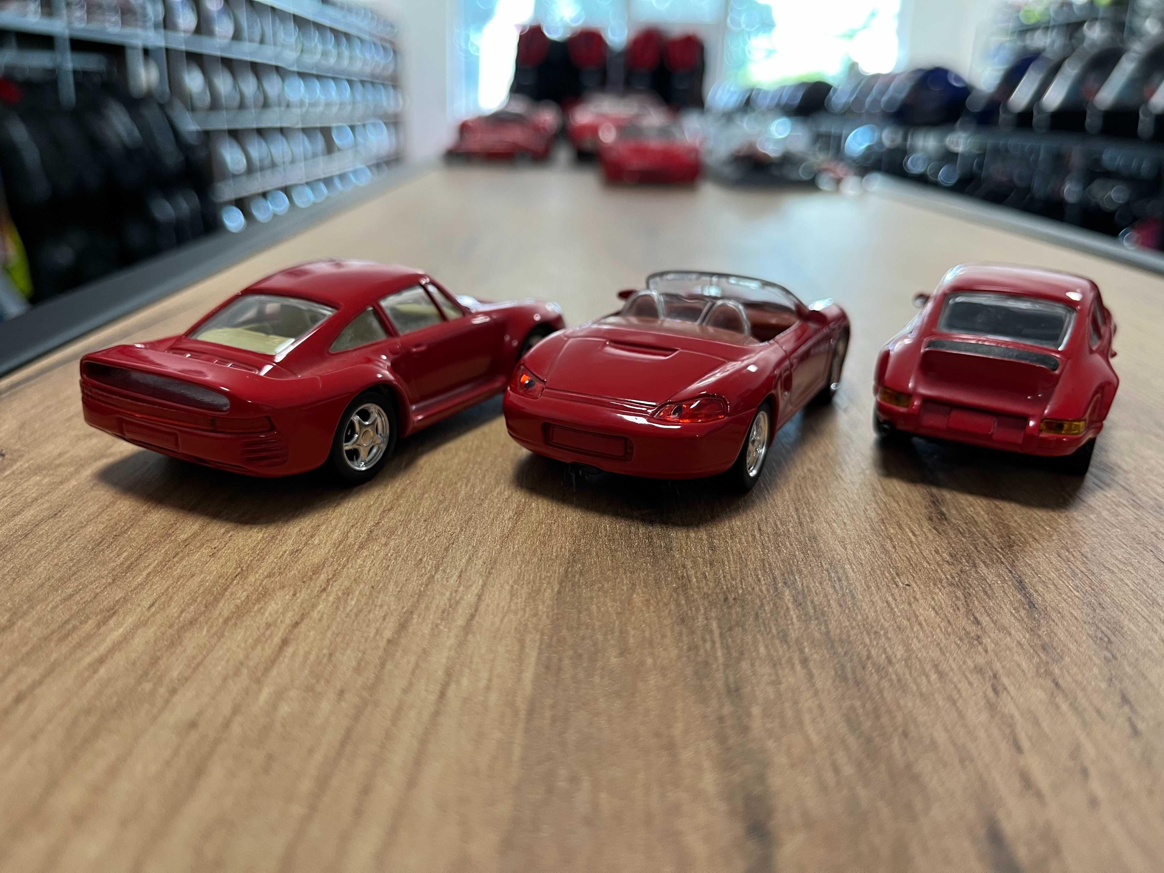 Рядък модел колекционерски модел колички  PORSCHE мащаб 1:43