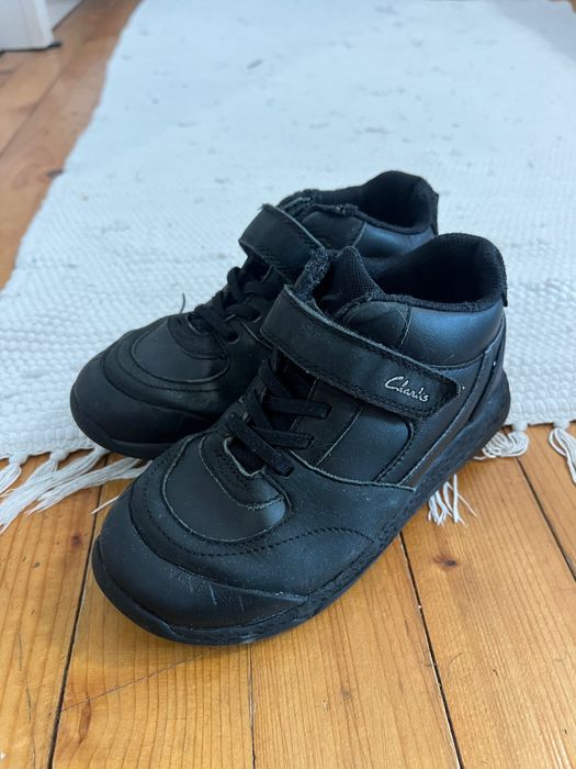 Обувки за момче 32