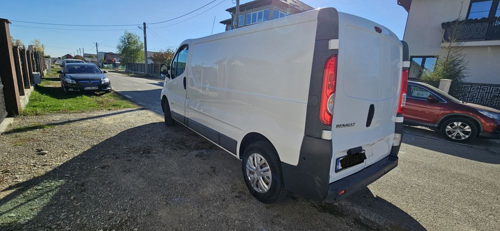 Renault Trafic 2013 varianta Lunga