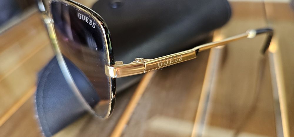 Дамски очила GUESS