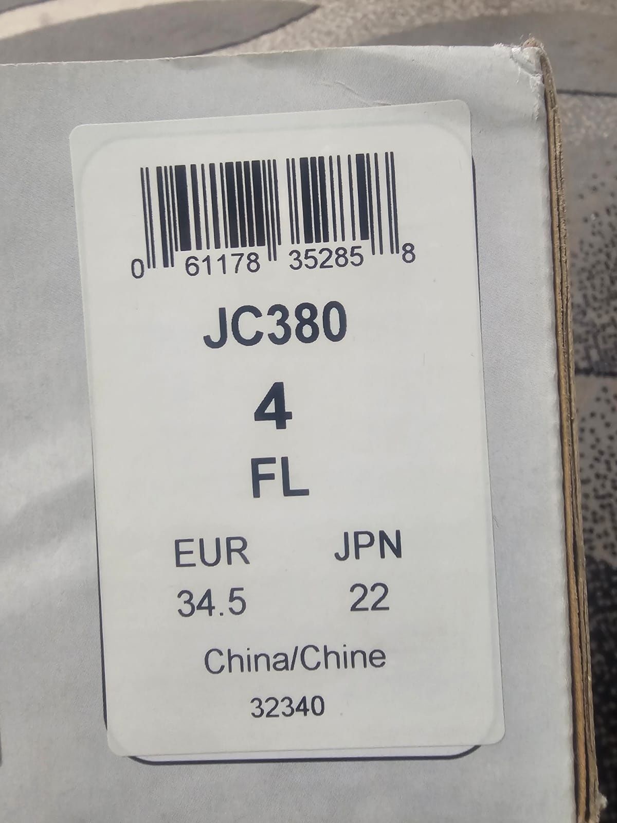 Продам коньки в отличном состоянии.