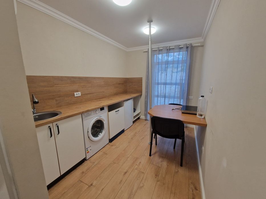 Închiriez apartament
