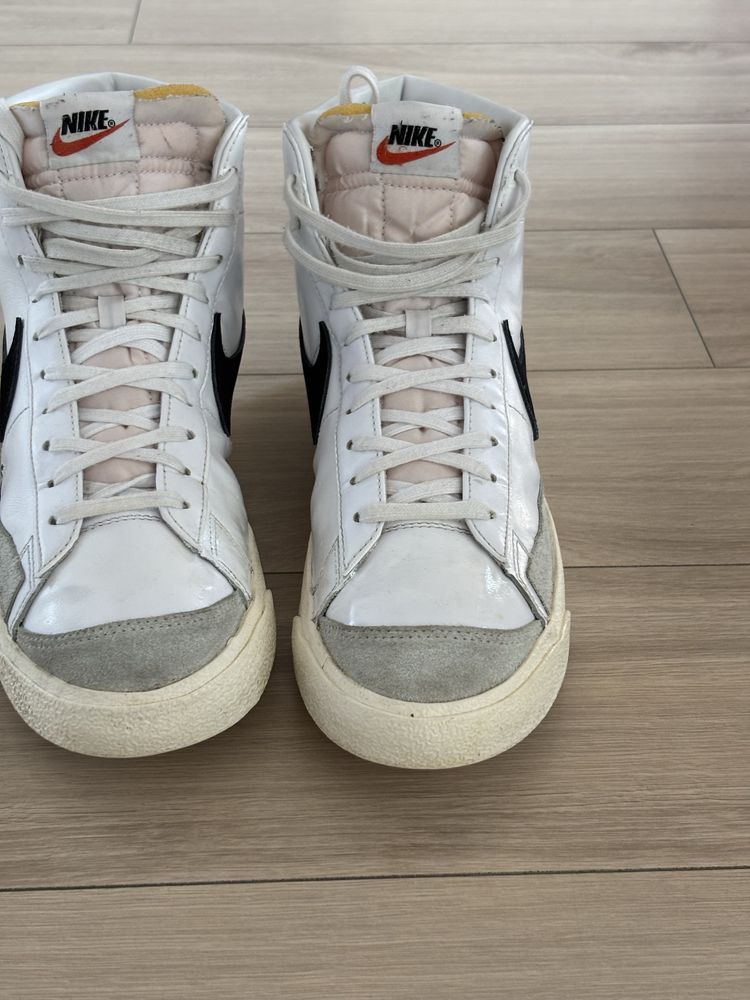 Nike Blazer MD 77