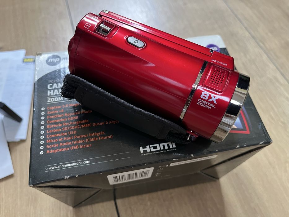 Camera video digitala noua, nefolosita, film, filmare