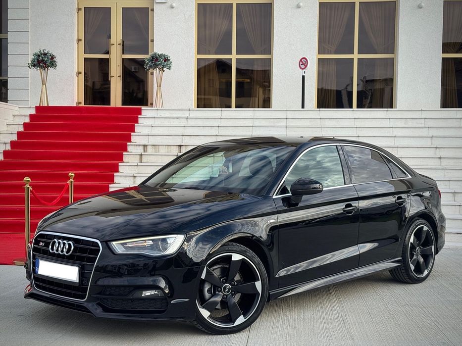 Audi A3 S-Line / Automat /  / Clima / Rotor / Bi-Xe