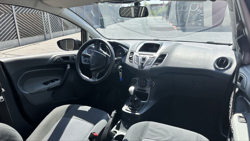 Ford Fiesta 2010 benzina + GPL fabrica