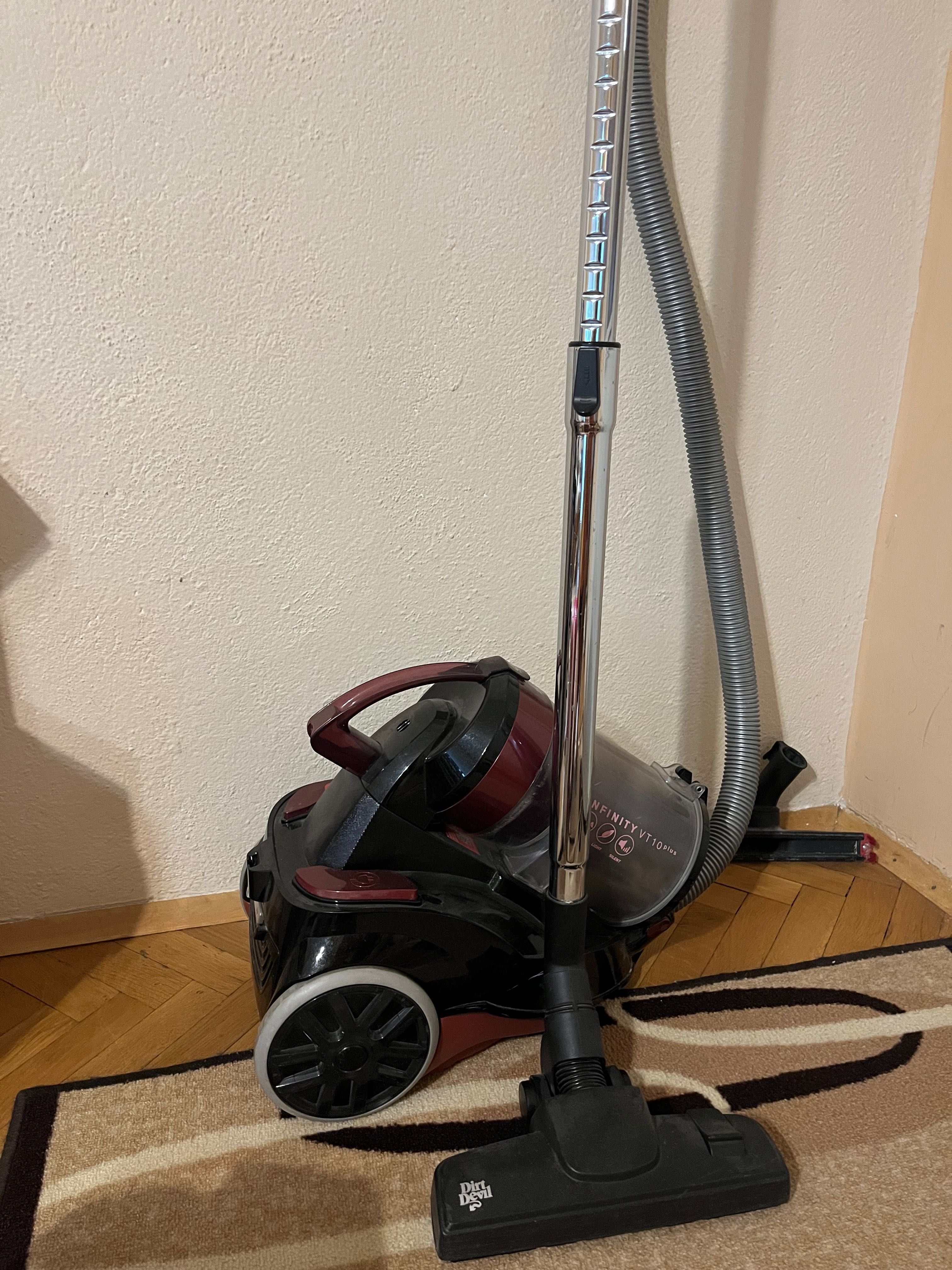 Прахосмукачка dirt Devil Infinity VT10 plus