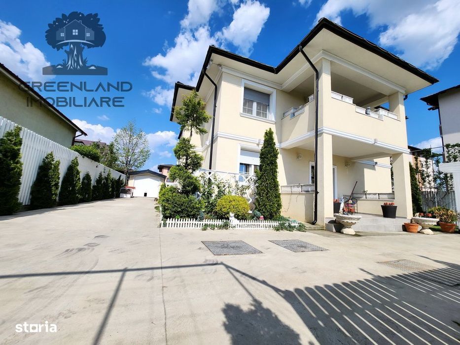 Vila 5 camere, teren 700mp, langa Soseaua Nicolina , aproape de statie