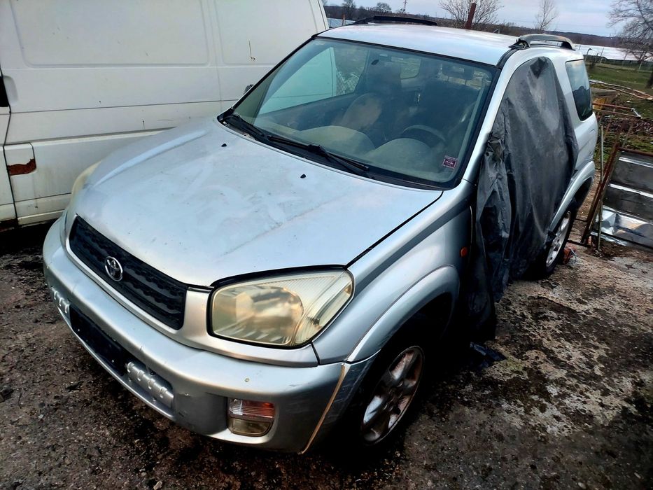 Toyota Rav4 на части