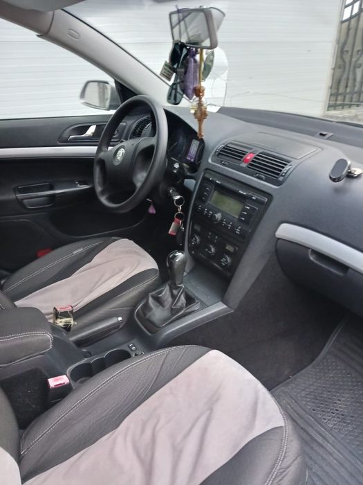 Skoda oktavia 1,6 mpi, 160 mi km, un prpietar de noua, impecabila