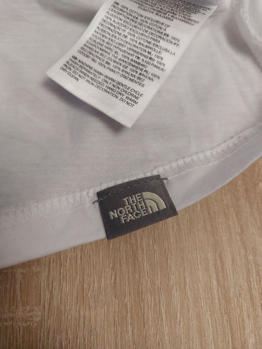 Tricou the north face