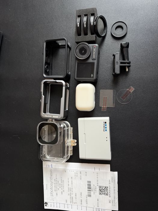 DJI Osmo Action 4 - комплект с ND 8/16/32/CPL, 2 клетки и LED светлина