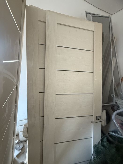 Продам двери межкомнатные
