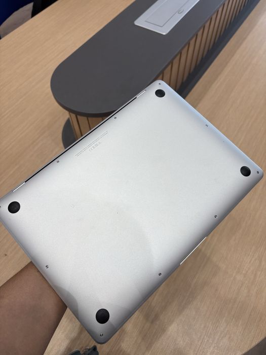 Macbook air m1 2020