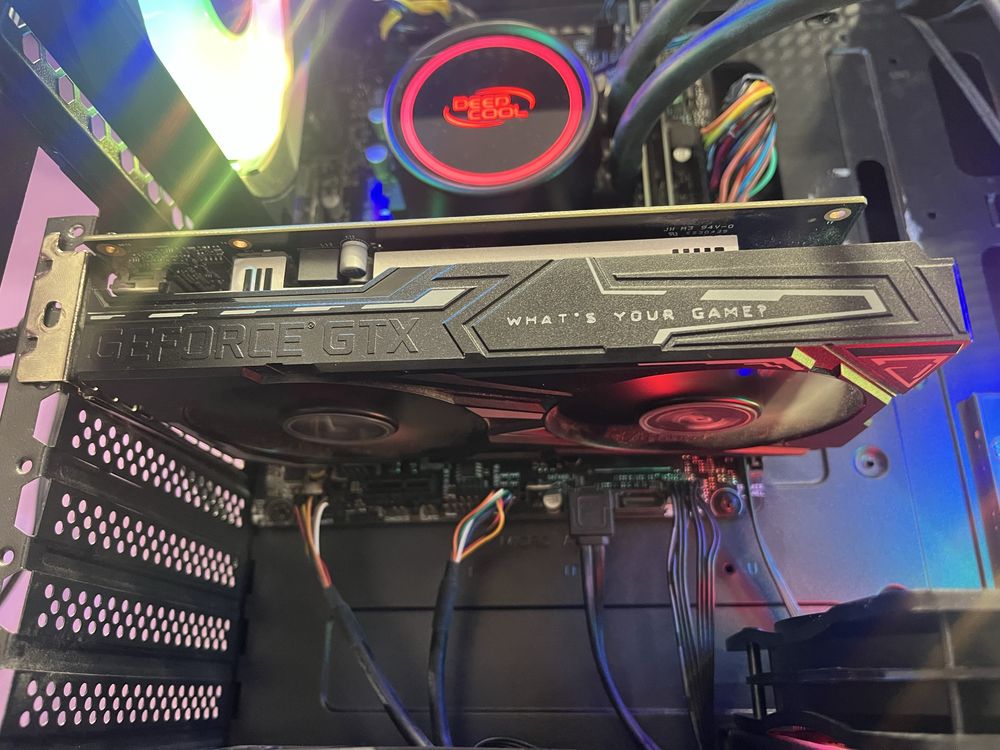 Vand Pc/Piese Gaming