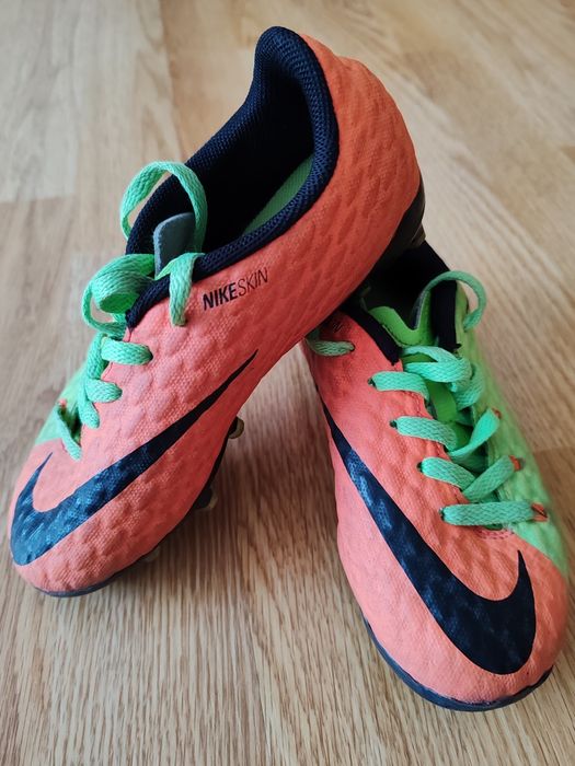 Ghete fotbal copii Nike Hypervenom