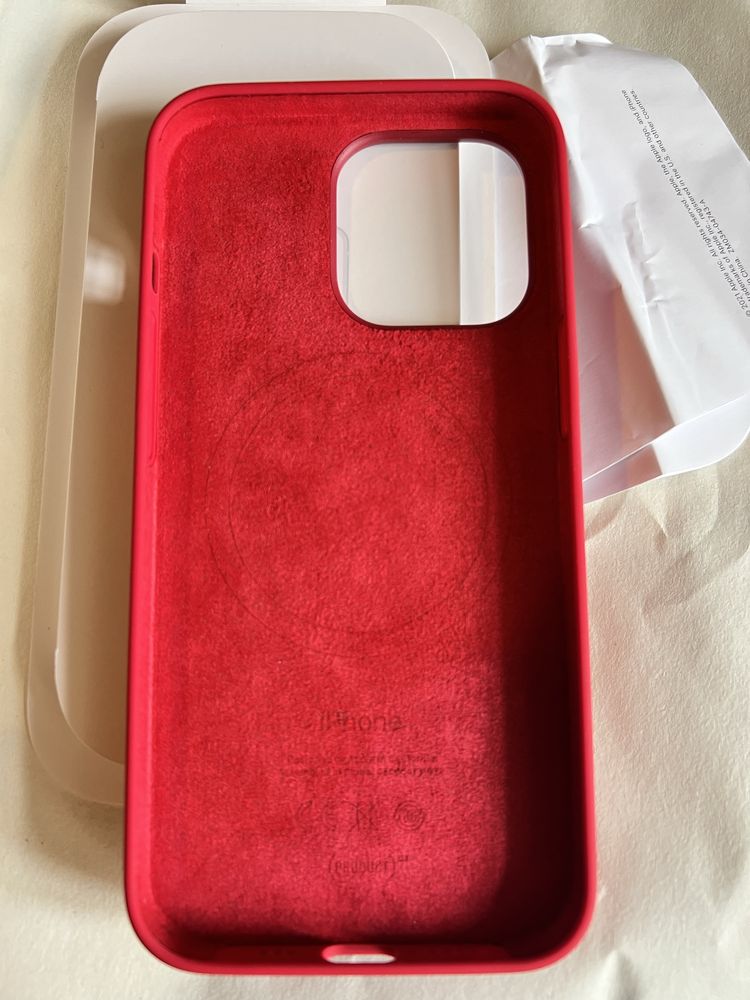Husa Iphone 13 pro silicon cu MagSafe red  originala Apple nou nouta