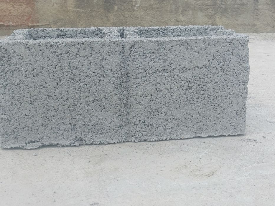 Bolțari de vânzare