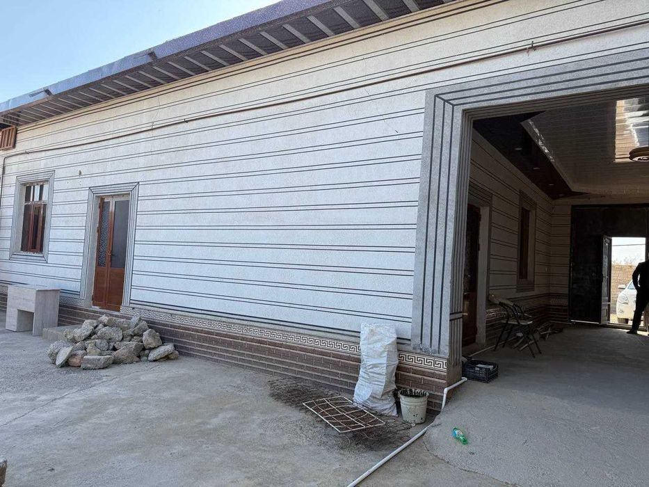 Участка ховли сотилади