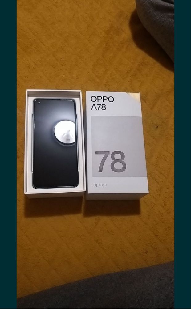 Oppo A 78 stare impecabila,display spart