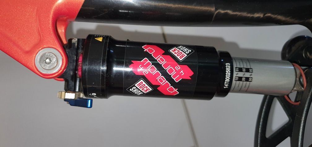 Bicicleta KTM SCORE Full Carbon, Deore XT, Reba Shocks, Monarch 4.2