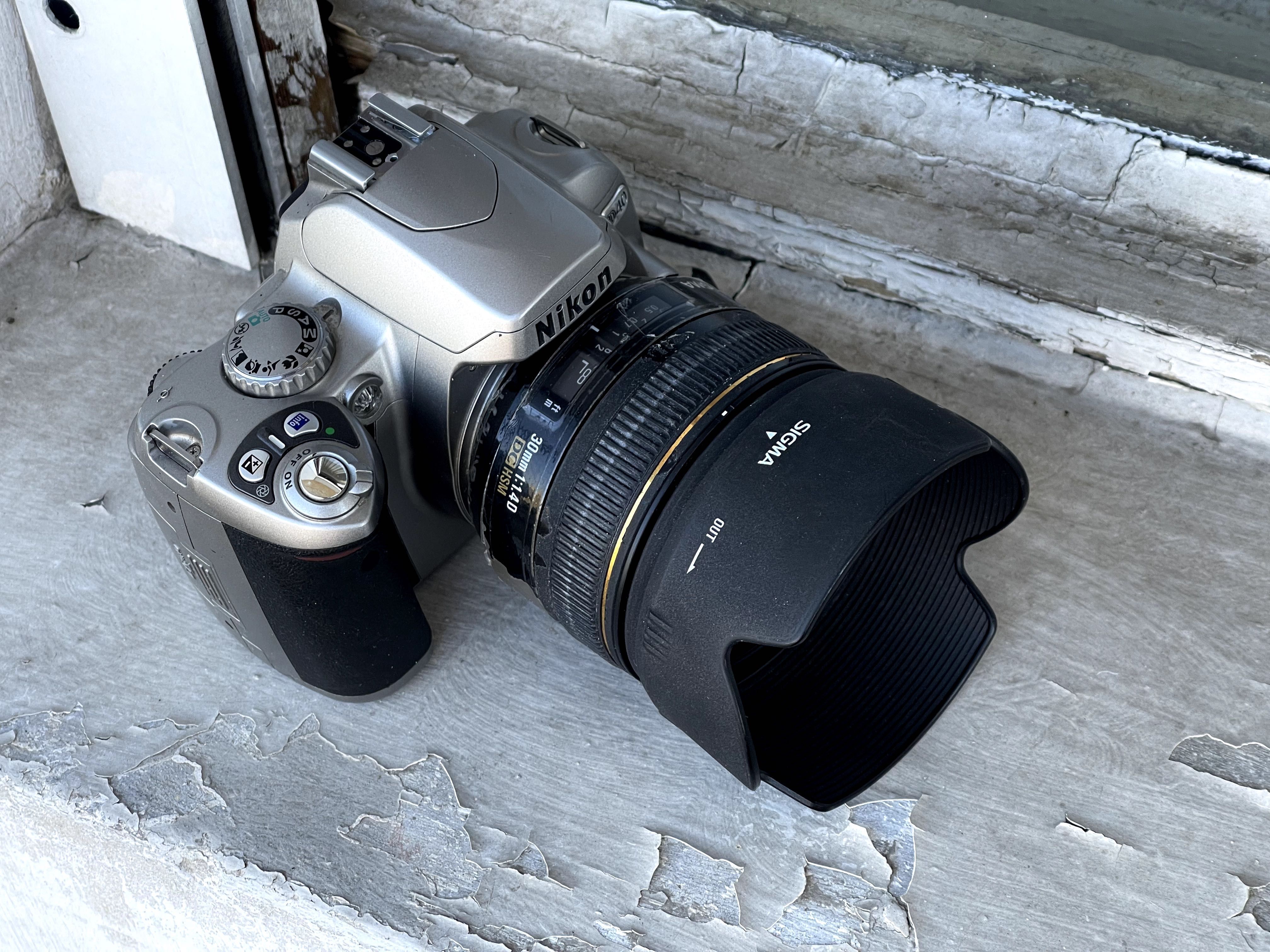 Sigma 30mm F1.4 EX DC HSM за Nikon, подарък CPL