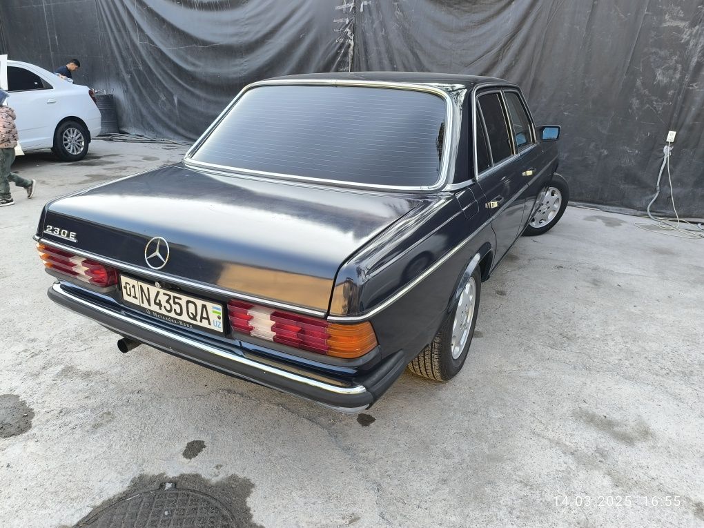 Мерседес w123 в хорошем состоянии
