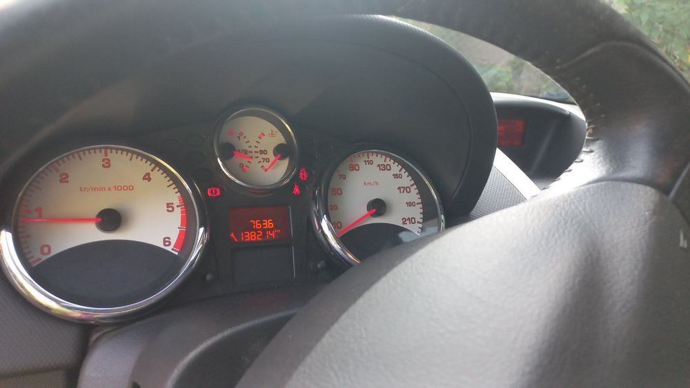 Peugeot 207 diesel 2012г