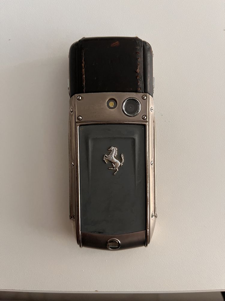 Vertu Ferrari - funcțional