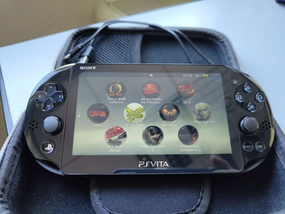 Ps Vita Slim конзола