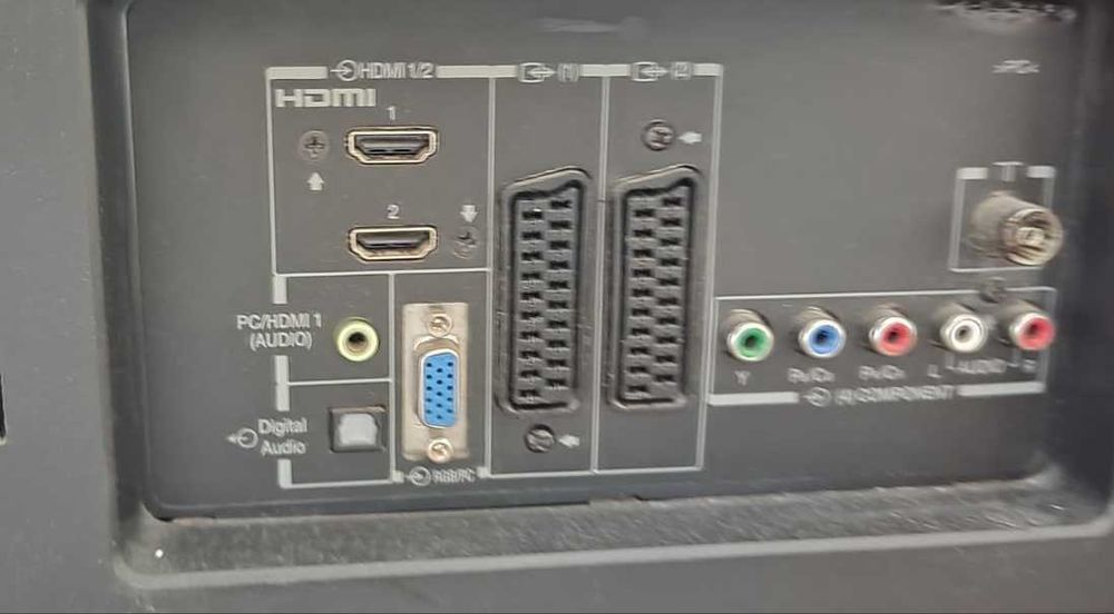 Телевизор  TOSHIBA