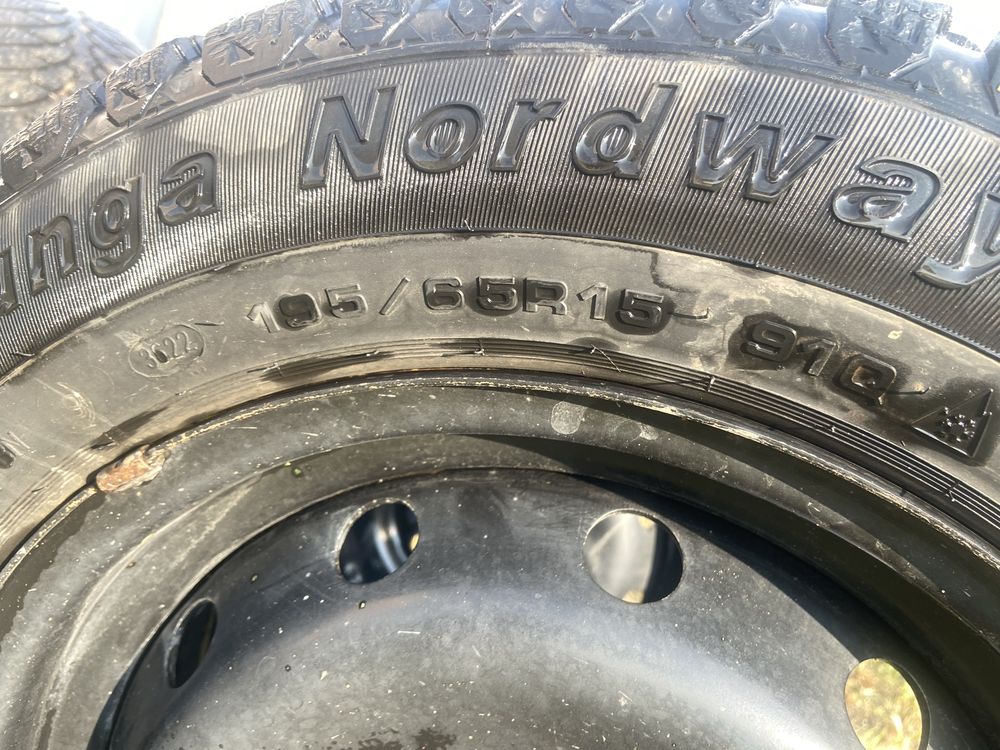 Продам зимние колеса в сборе R15