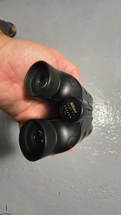 Binoclu Nikon 7x20 Travelite CFIII