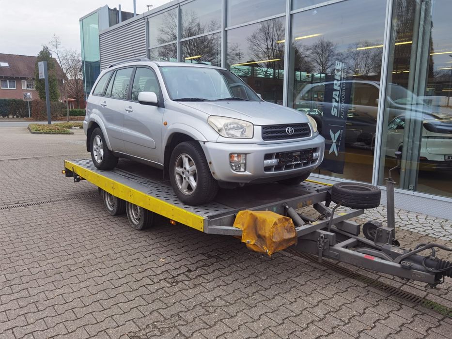 Toyota RAV4 в разбор.